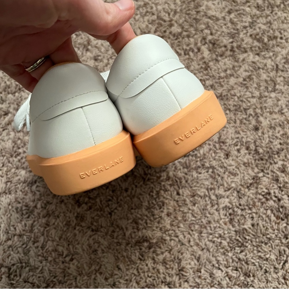 EVERLANE ReLeather Sneakers in White 8 - Picture 5 of 9